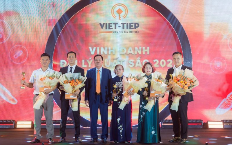 Dự án Sản Xuất TVC Quảng Cáo 4K - Khóa Việt-Tiệp Tết 2026