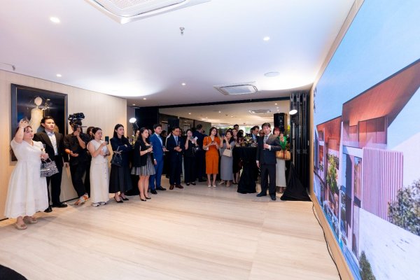 Gallery Image 15